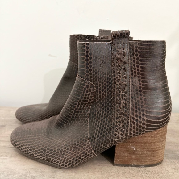Korks Leyland Brown Snake Printed Ankle Booties Women’s Size 8.5 - Picture 6 of 7